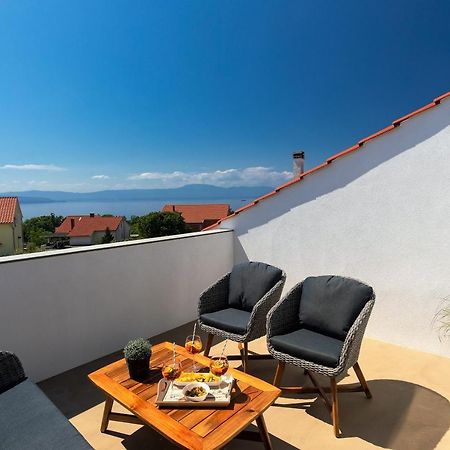 Bellmar Apartments Njivice Eksteriør bilde