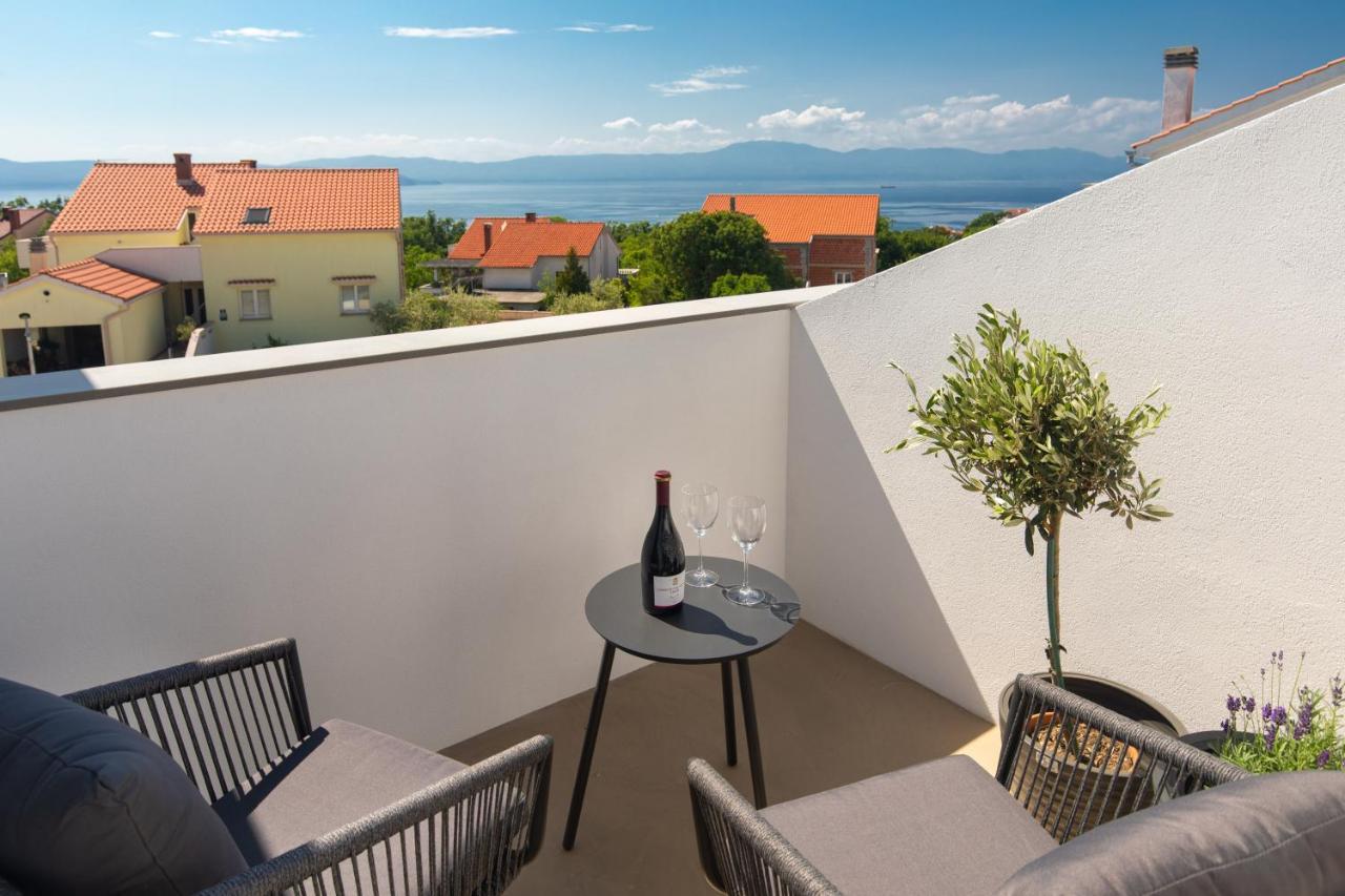 Bellmar Apartments Njivice Eksteriør bilde