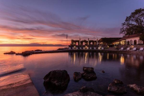 Bellmar Apartments Njivice Eksteriør bilde